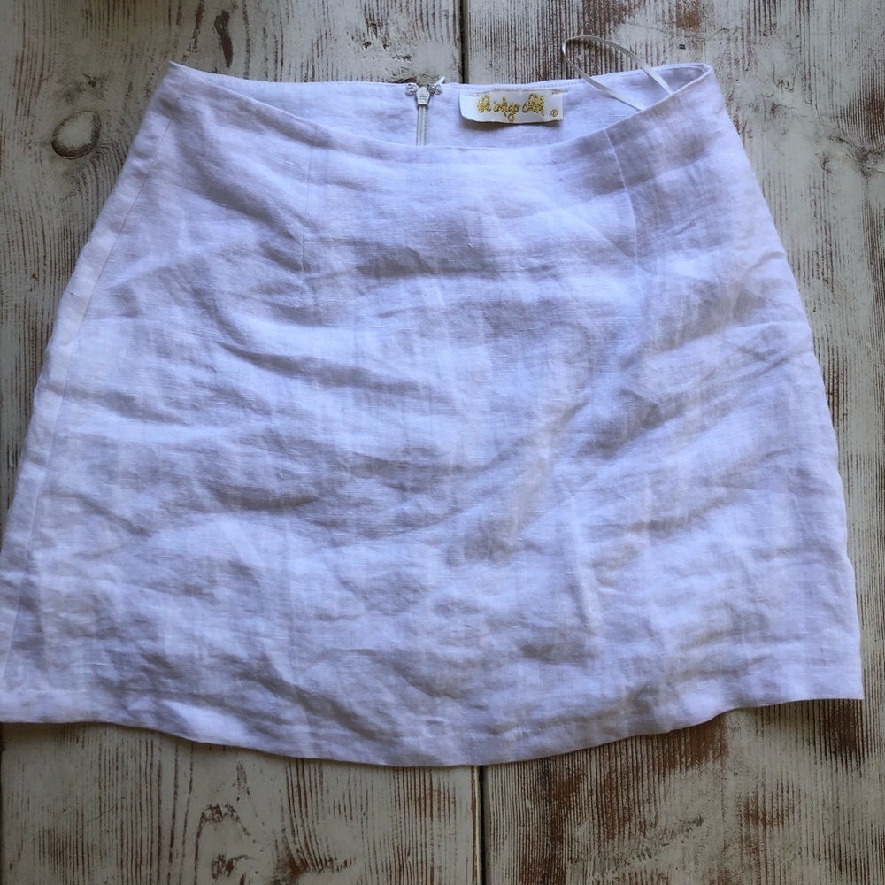 White skirt - Picture 2 of 4